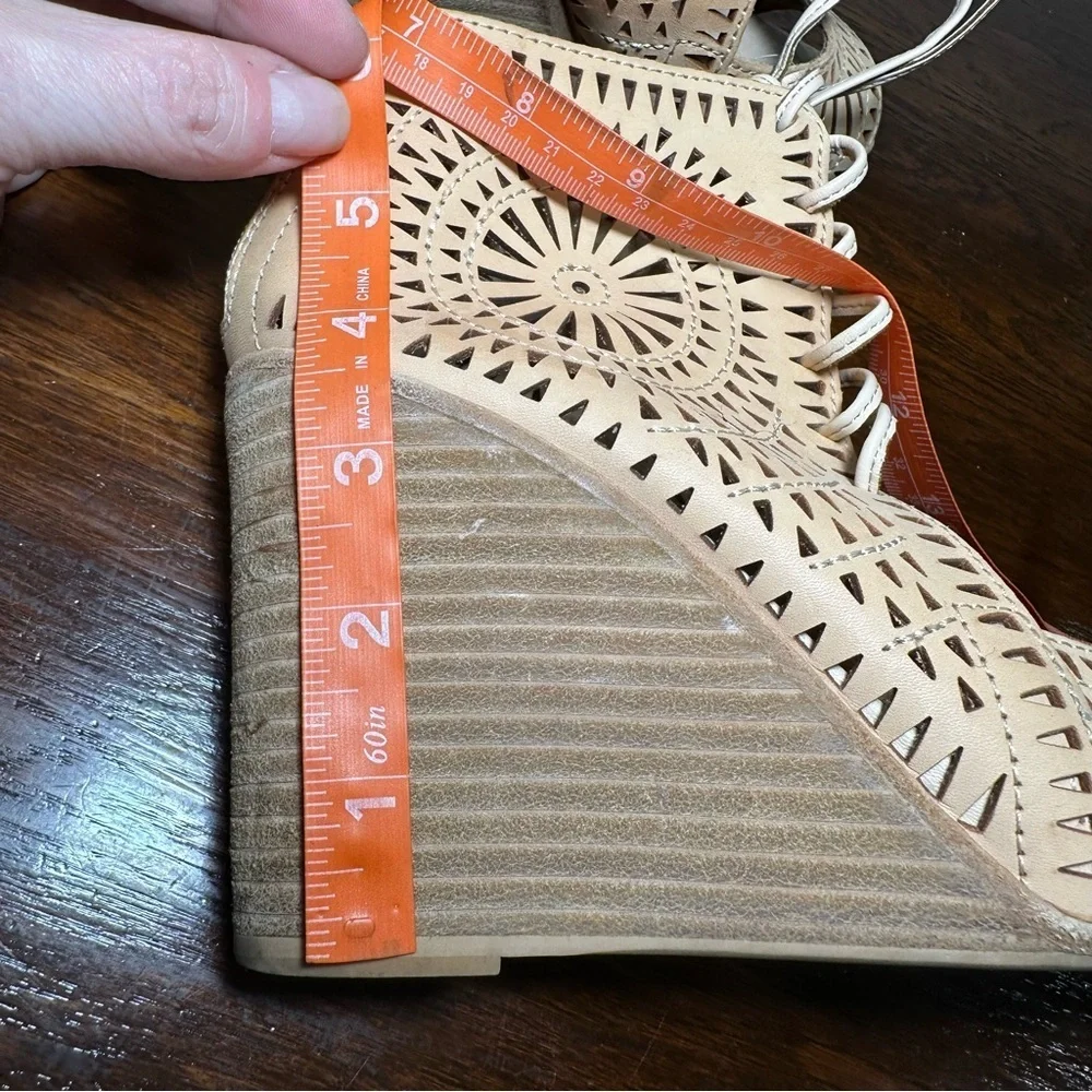 Jeffrey Campbell Rodillo Sandals Wedge Laser Cut Leather Size 7 Beige